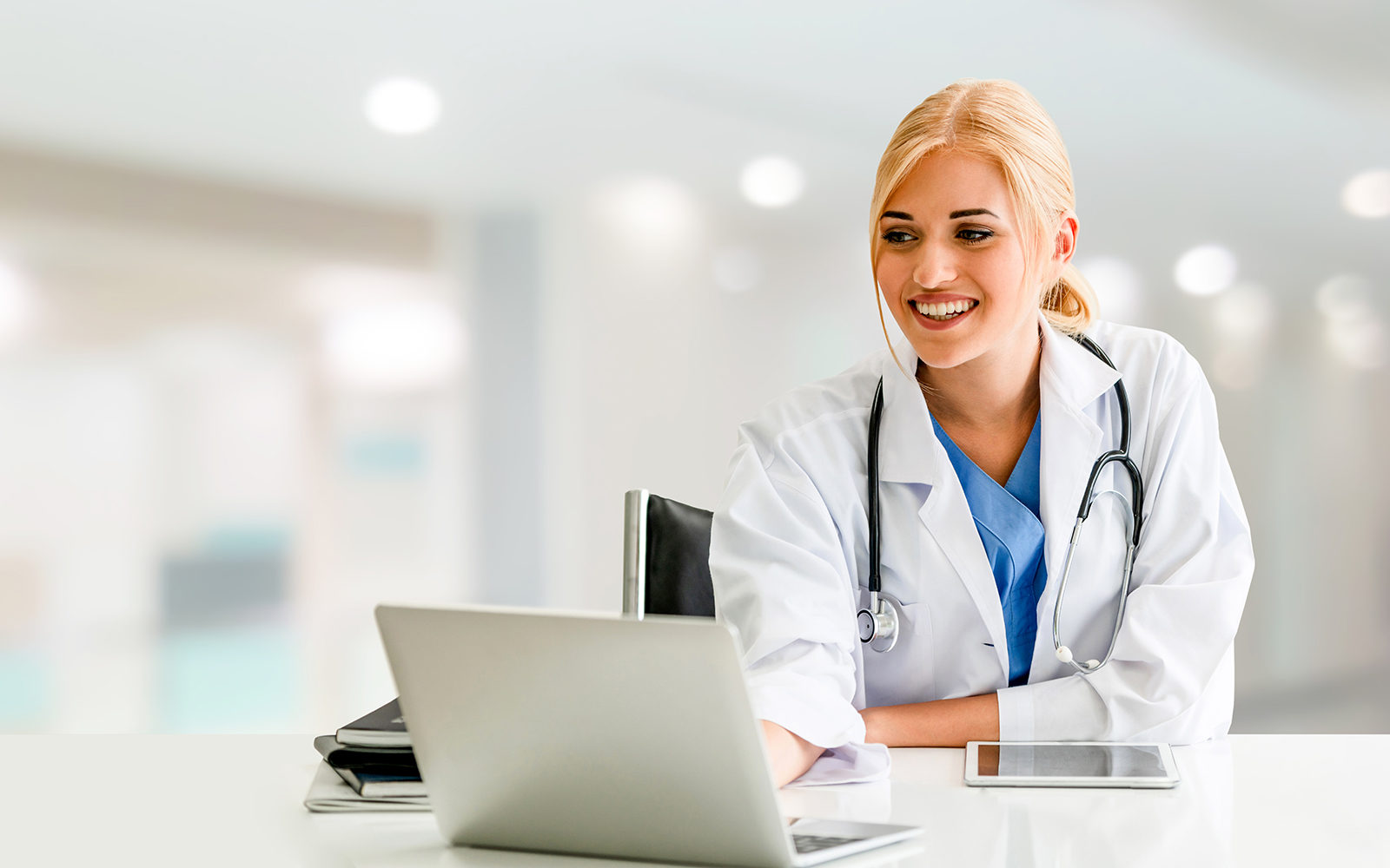 doctor-w-computer.jpg