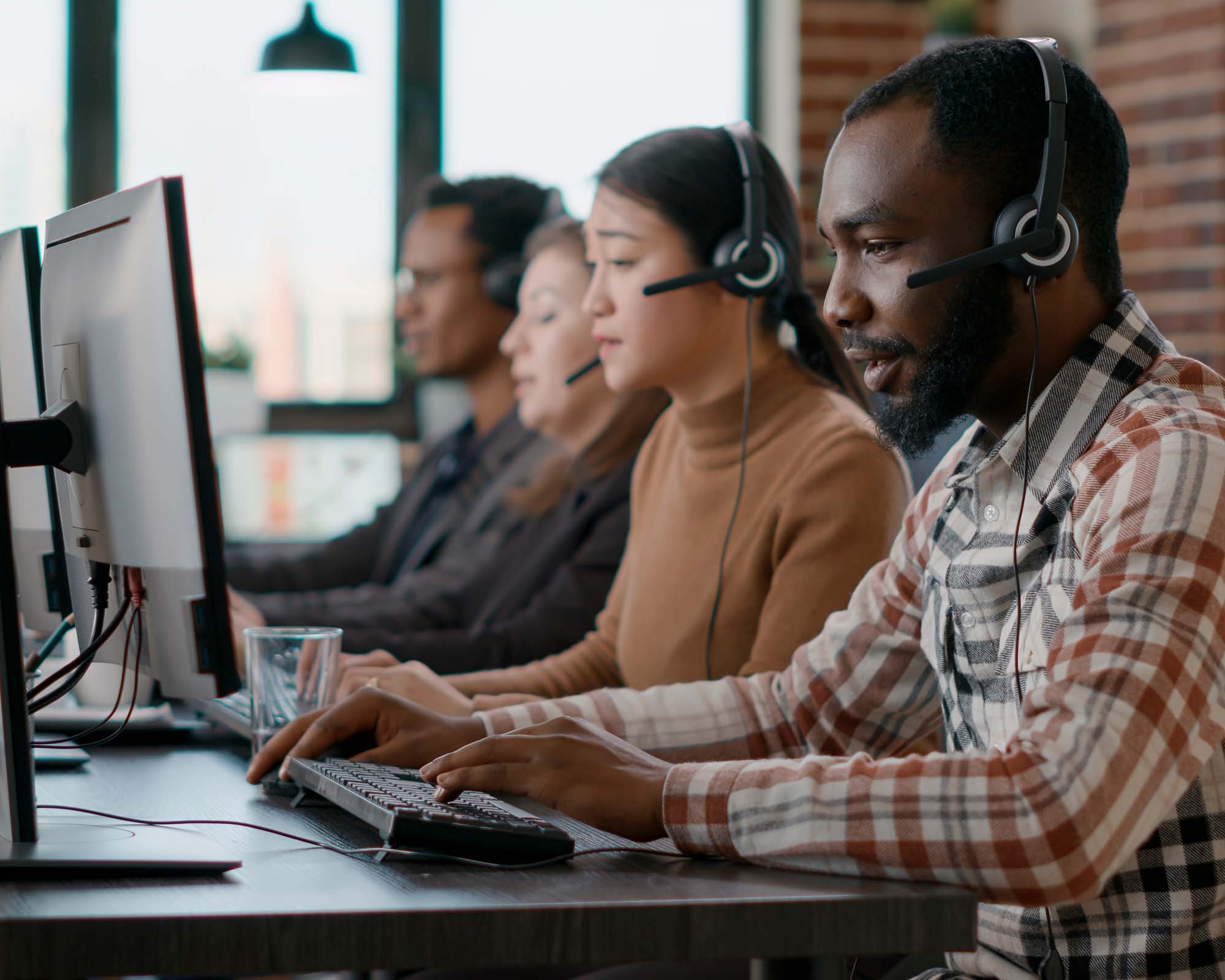 contact-center-transformation-hero.jpg