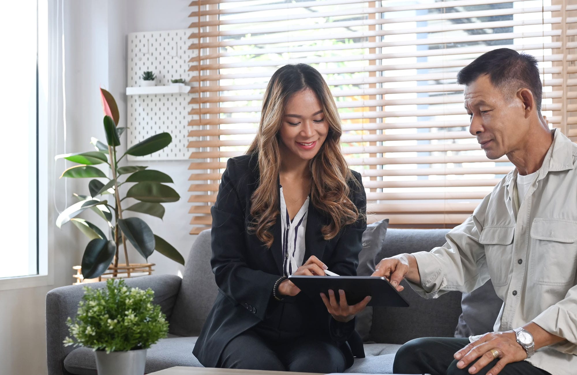 virtusa_fy23_whitepaper-product-benefits-management-hero.jpg
