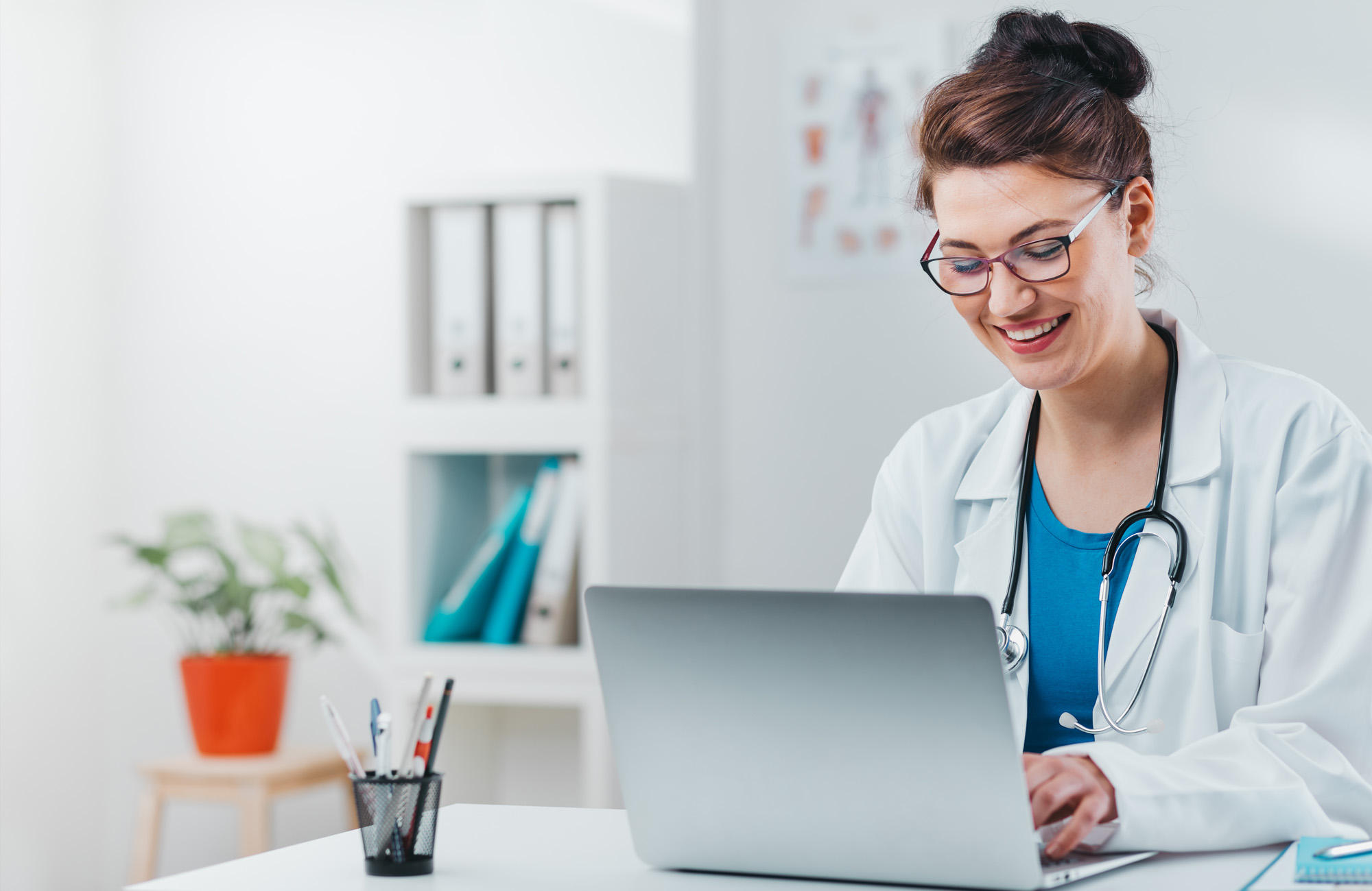 healthcare-contact-centers-hero.jpg